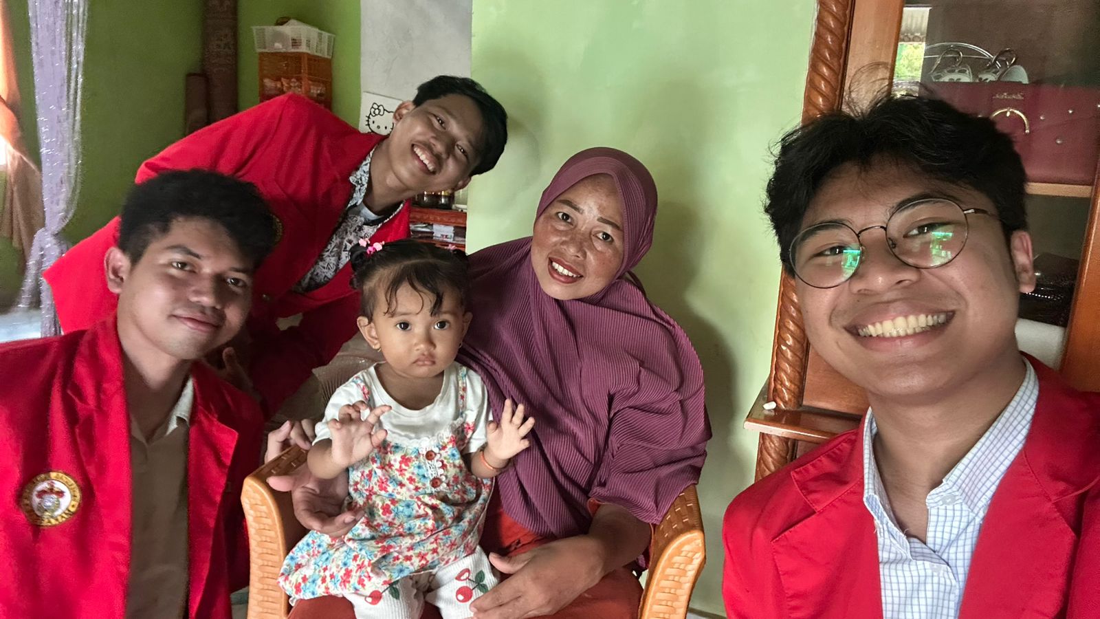 Kunjungan Kedua ke rumah adek Azura